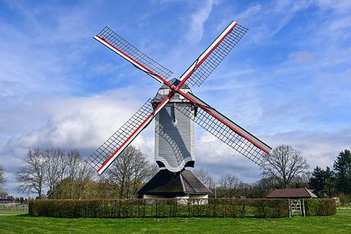 De Leyssensmolen: Historische Pracht in Lommel