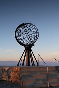 Sonnenuntergang am Nordkap in Norwegen.