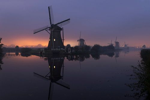 Molens, Kinderdijk, Windmills, Kinderdijk, Moulins de Kinderdijk,Kinderdijk Windmühlen.