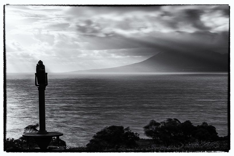 Zonsopkomst botanische tuin St. Eustatius van Marco Linssen