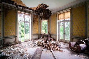 Raum in Verfall im verlassenen Schloss.