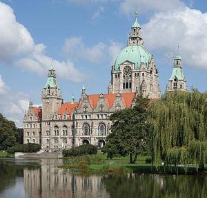 Nouvel hôtel de ville dans le Maschpark am Maschteich, Hanovre, Basse-Saxe, Allemagne