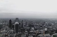 Londense skyline in de mist