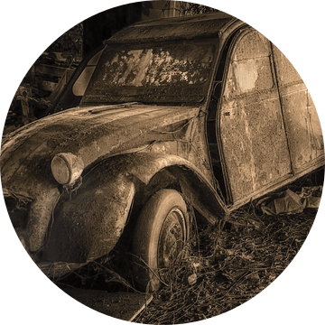 Dusty Citroen 2cv
