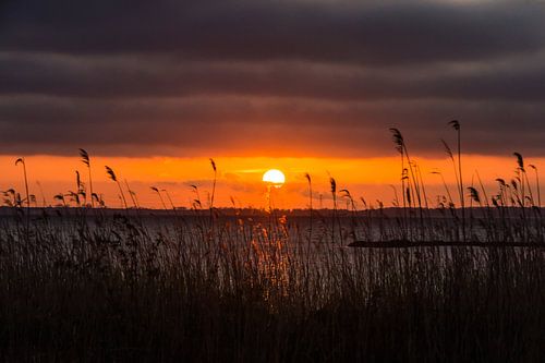 Zonsondergang boven het Gooimeer
