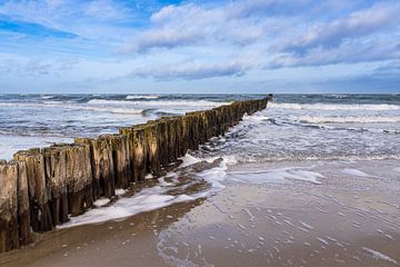 Buhne on the coast of the Baltic Sea near Graal Müritz by Rico Ködder