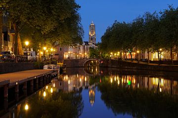 Vue du Zandbrug et de l'Oudegracht à Utrecht depuis le Bemuurde Weerd (5) sur Donker Utrecht