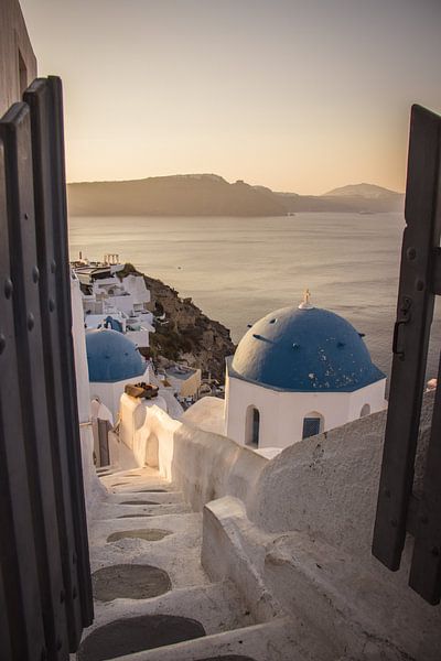 Santorini by Hello Pompoyo