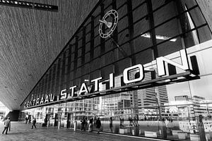 Centraal Station Rotterdam van Iwan Bronkhorst