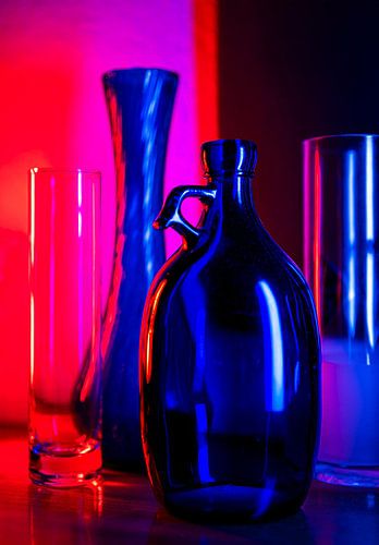 Ein Farbenspiel in rot und blau