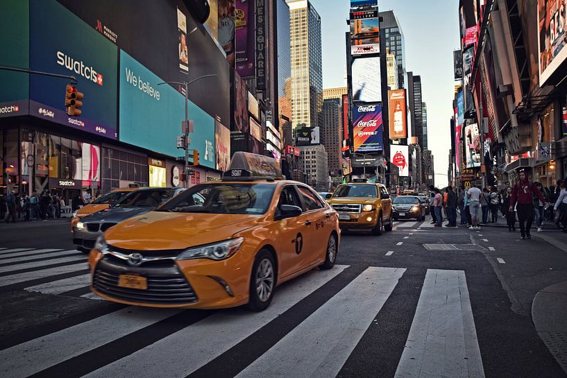 Times Square, New York - Yellow Cab par Kramers Photo
