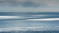 Schitteringen op de Waddenzee van Greetje van Son thumbnail