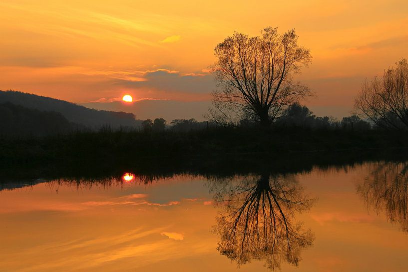 Sonnenuntergang an der Ruhr by Bernhard Kaiser