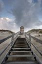 Vuurtoren Kaapduinen laag aan het strand van Dishoek van Jolanda de Leeuw thumbnail