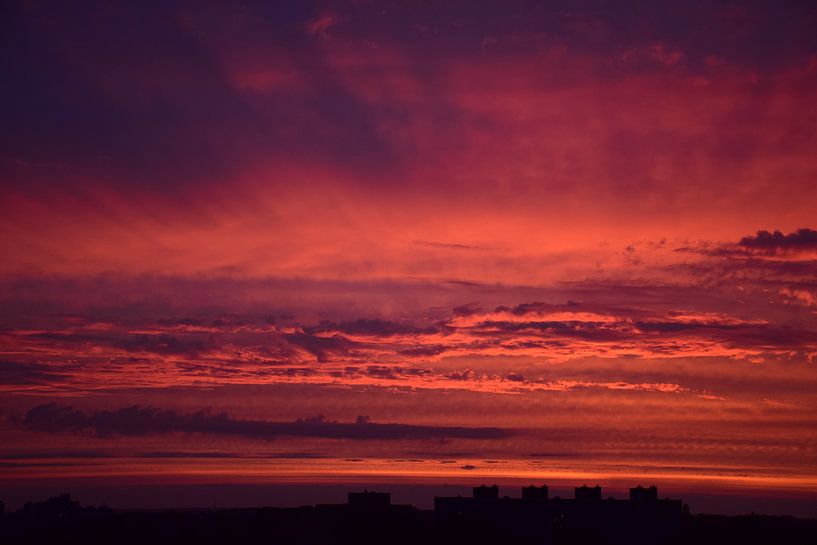 Zonsondergang boven Amersfoort von Bert Veldman