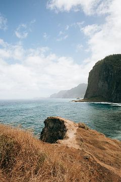 Madeira cliffs - Miradouro do Guindaste by Marlies