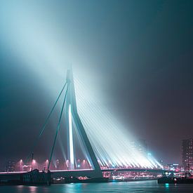 Erasmus-Brücke im Nebel von De Straatplaat