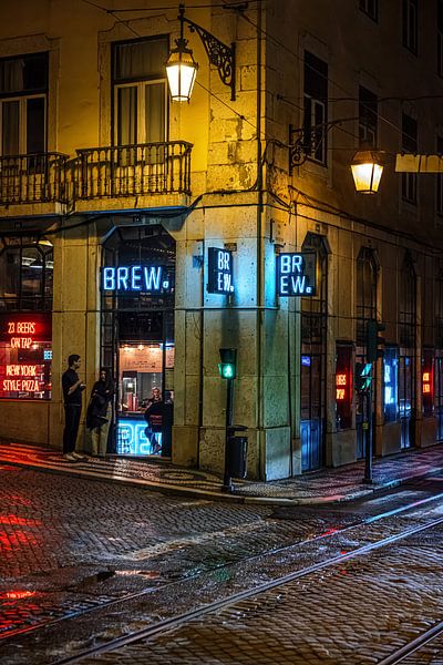 Night in Lisbon by Dirk Rüter