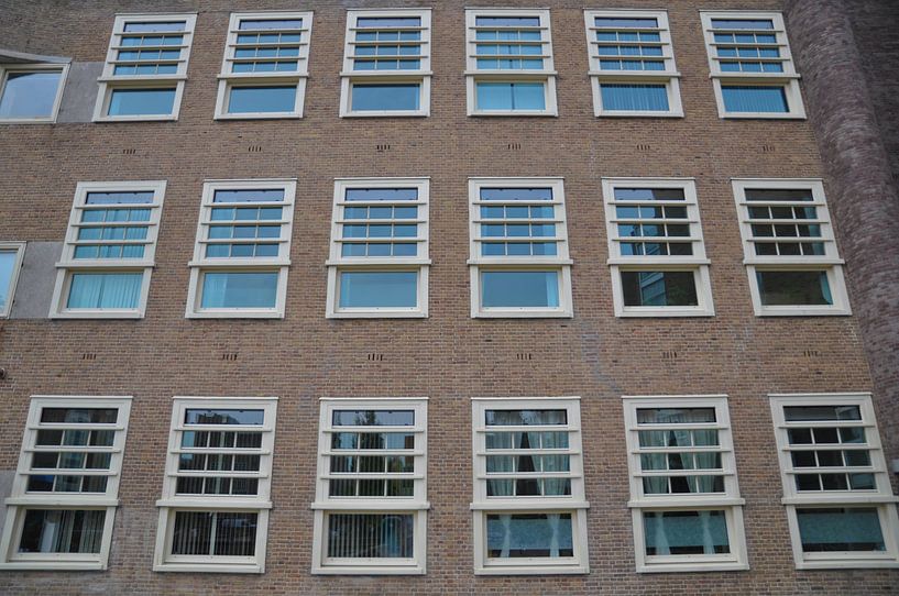 Amsterdamse School by Menno Meulebeek