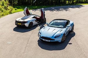 Mclaren 570GT vs Aston Martin DB11