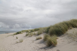 Wolken über den Dünen – Fotografie von Nordlicht Atelier