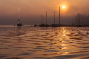 Sonnenaufgang im Stadthafen von Rostock