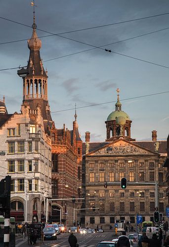 Op weg naar het Paleis op de Dam vanaf de Raadhuisstraat