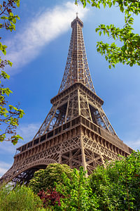 Der Eiffelturm im Sommer, Paris, Frankreich