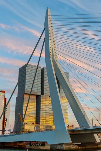Erasmus Bridge with the Rotterdam and beautiful sky by RH Fotografie