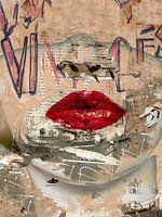 Urban red lips
