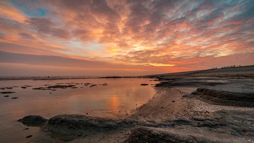 Zee rots Ballydowane van Peter Bijsterveld