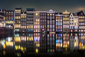 Amsterdam Damrak von Niels Barto