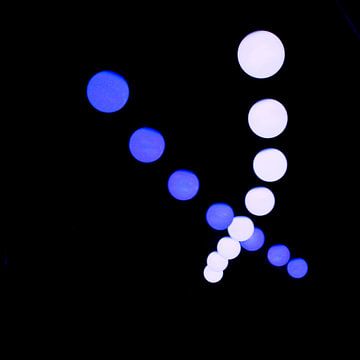 Glow Pendulum blauw van Greetje van Son