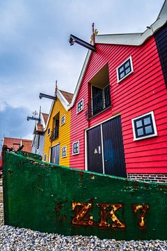 Gekleurde huisjes bij Zoutkamp