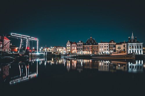Le port de Maassluis la nuit