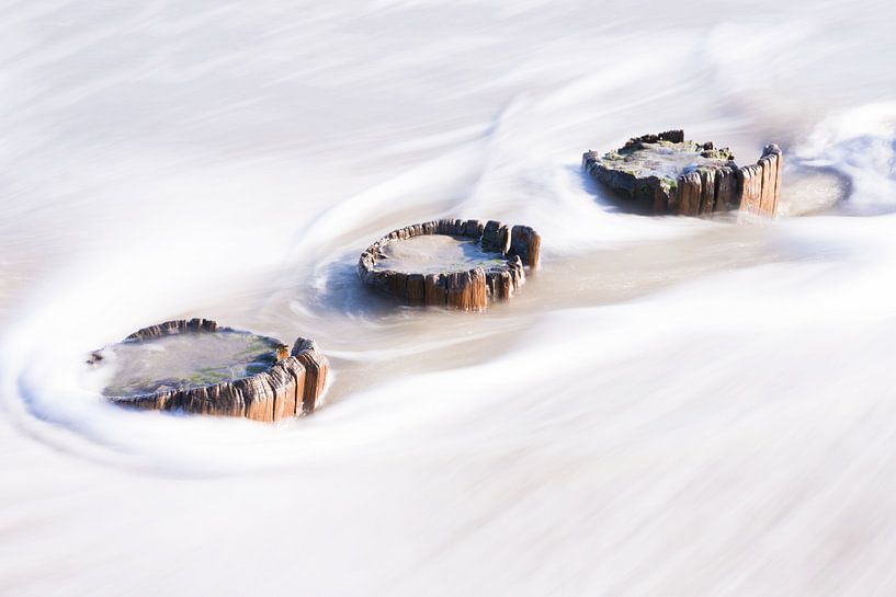 The wavebreakers by Angelique van Waarde