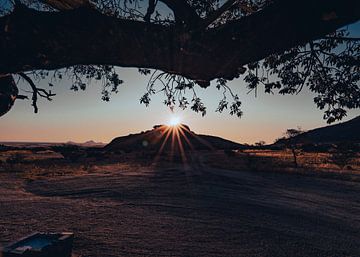 Spitzkoppe bij zonsondergang in Namibië, Afrika van Patrick Groß