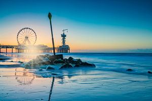 zonsondergang langs de kust van Scheveningen van gaps photography