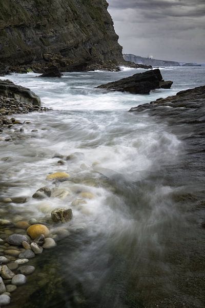 Hoog water aan de rotskust bij Gijon van Detlef Hansmann Photography