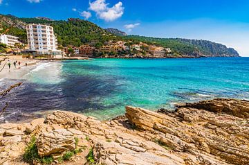 Mallorca strand in Sant Elm, prachtige kust op het eiland Mallorca, Spanje van Alex Winter