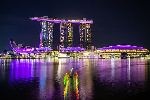 Singapore By Night - Marina Bay Sands II by Thomas van der Willik