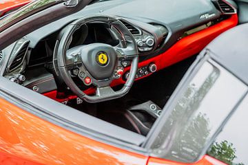 Ferrari 488 Spider sportwagen dashboard