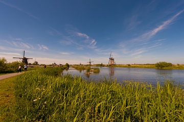 Kinderdijk Windmills in Holland van Brian Morgan