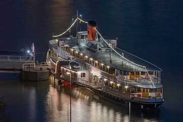 Raderstoomboot De Majesteit in Rotterdam van MS Fotografie | Marc van der Stelt