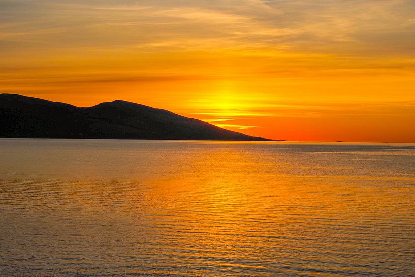 Norway's spectacular nature - mountains, fjords and lakes in impressive photography. by Miriam Schwarzfischer Fotografie