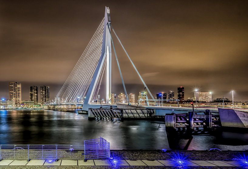 Erasmusbrug Rotterdam van Mario Calma