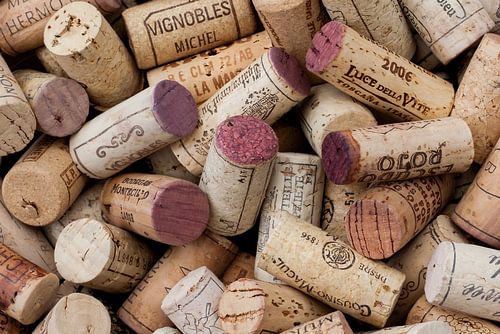 collection de bouchons de bouteilles de vin