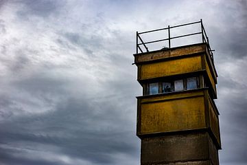 A watchtower of the GDR by Eus Driessen