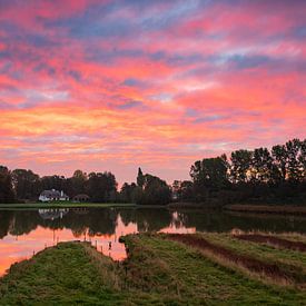Ter Lucht at Sunrise van Colorful Compositions