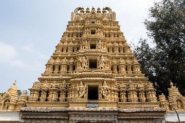 Sri Shveta Varahaswami tempel in de tuin van het Maharaja paleis in Mysore, Karnataka, India van WorldWidePhotoWeb